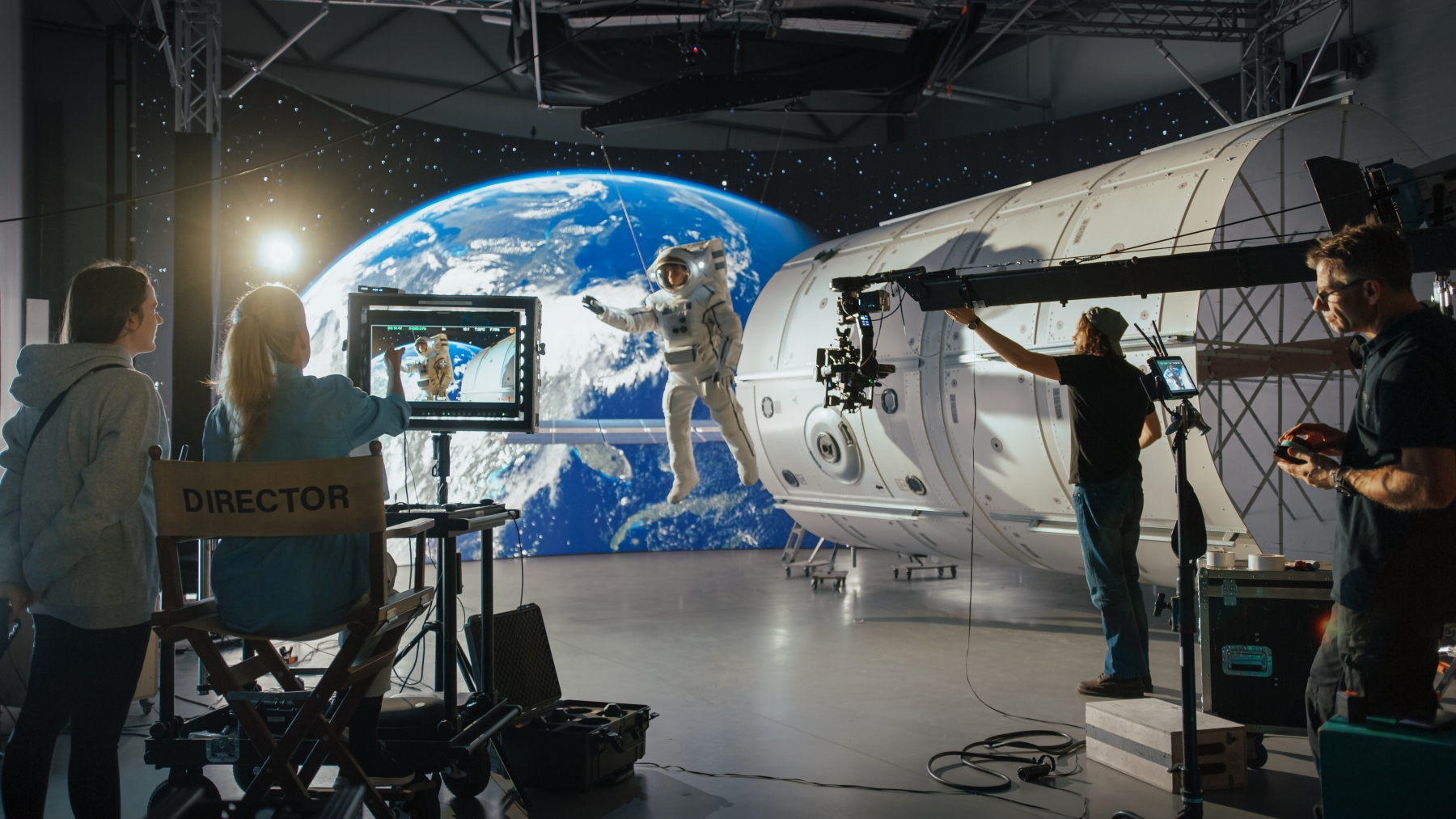 Behind the Scenes: The Role of Plastics in Film Production